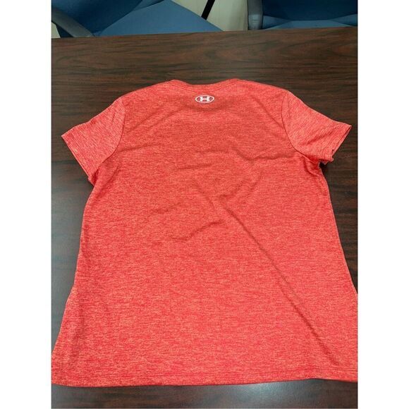 Under Armour Loose Fit Red Short Sleeve Tee Boys Medium - Picture 3 of 6